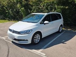 Weiß Gebraucht 2020 VW Touran Highline Van / Kleinbus | 19.799 € (Guter Preis)