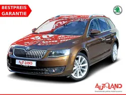 Braun Gebraucht 2016 Skoda Octavia Style Kombi | 15.990 € (Teuer)