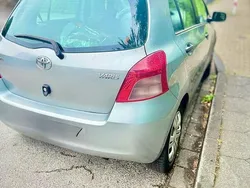 Grau Gebraucht 2008 Toyota Yaris Kleinwagen | 3.500 € (Fairer Preis)