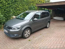 Grau Gebraucht 2013 VW Touran Life Van / Kleinbus | 9.500 € (Guter Preis)