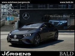 Grau graphitgrau Gebraucht 2024 Mercedes EQE300 AMG Limousine | 44.980 € (Superpreis)