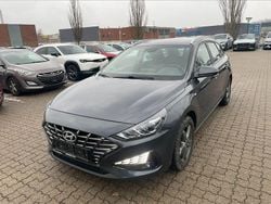 Grau Gebraucht 2020 Hyundai i30 Trend Kombi | 10.800 € (Guter Preis)