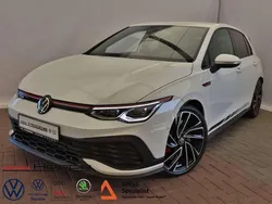 Pure white Gebraucht 2023 VW Golf VIII GTI Clubsport Limousine | 35.980 € (Fairer Preis)