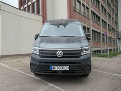 Grau Gebraucht 2021 VW Crafter Van | 23.890 € (Fairer Preis)
