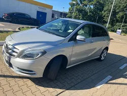 Silber Gebraucht 2014 Mercedes B250 Urban Van / Kleinbus | 13.500 € (Guter Preis)
