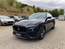 Schwarz Gebraucht 2022 Maserati Levante SUV | 69.800 € (Etwas zu teuer)