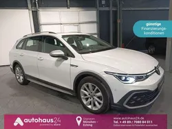 Weiß Gebraucht 2022 VW Golf VIII Limousine | 24.770 € (Fairer Preis)