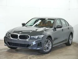 Dravitgrau brillant Gebraucht 2024 BMW 318 Sport Line Limousine | 33.180 € (Fairer Preis)