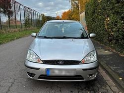 Silber Gebraucht 2002 Ford Focus Kombi | 1.150 € (Fairer Preis)