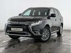 Pantherschwarz (p) Gebraucht 2019 Mitsubishi Outlander P-HEV Top SUV | 20.860 € (Guter Preis)