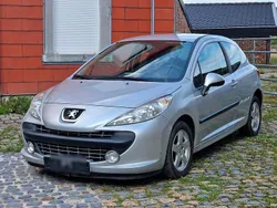 Silber Gebraucht 2009 Peugeot 207 Urban Move Kleinwagen | 2.150 € (Guter Preis)