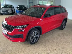 Rot Gebraucht 2023 Skoda Kodiaq SportLine SUV | 36.710 € (Fairer Preis)