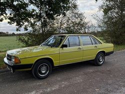 Gelb Gebraucht 1976 Audi 100 Limousine | 6.300 €