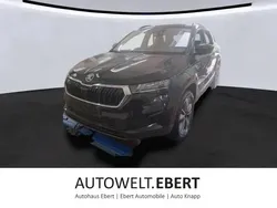 Schwarzmagic perleffekt Gebraucht 2022 Skoda Karoq Tour SUV | 32.690 € (Etwas zu teuer)