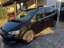 Schwarz Gebraucht 2016 VW Sharan Highline Van / Kleinbus | 19.400 € (Fairer Preis)