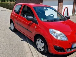 Rot Gebraucht 2010 Renault Twingo Kleinwagen | 1.899 € (Guter Preis)