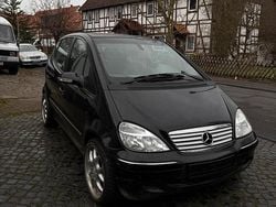 Schwarz Gebraucht 2004 Mercedes A190 Avantgarde Kleinwagen | 1.299 € (Superpreis)