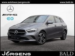 Metalliclack mountaingrau Gebraucht 2024 Mercedes B180 Progressive Van / Kleinbus | 31.190 € (Guter Preis)