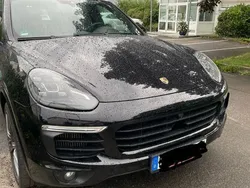 Schwarz Gebraucht 2017 Porsche Cayenne S Platinum Edition SUV | 41.000 € (Teuer)