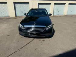 Schwarz Gebraucht 2020 Mercedes E220 Kombi | 17.000 €