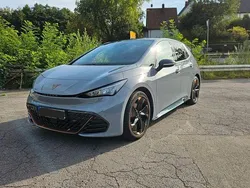 Grau Gebraucht 2022 Cupra Born e-Boost Kleinwagen | 24.649 € (Fairer Preis)