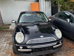 Schwarz Gebraucht 2003 Mini Cooper Kleinwagen | 2.000 € (Fairer Preis)