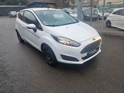 Weiß Gebraucht 2014 Ford Fiesta Titanium Kleinwagen | 3.999 € (Fairer Preis)