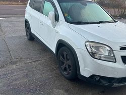Weiß Gebraucht 2012 Chevrolet Orlando Van / Kleinbus | 3.900 €