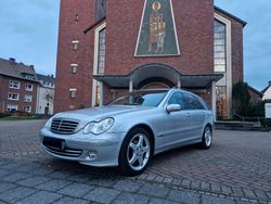 Grau Gebraucht 2004 Mercedes C220 Avantgarde Kombi | 3.300 € (Fairer Preis)