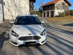 Weiß Gebraucht 2017 Ford Focus Titanium Kombi | 9.000 € (Fairer Preis)