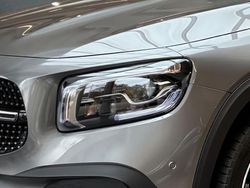 Grau Gebraucht 2023 Mercedes GLB200 AMG SUV | 39.990 € (Etwas zu teuer)