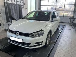 Pure white Gebraucht 2015 VW Golf VII Cup Kleinwagen | 9.990 € (Guter Preis)
