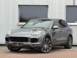Meteorgraumetallic Gebraucht 2016 Porsche Cayenne SUV | 31.990 € (Guter Preis)