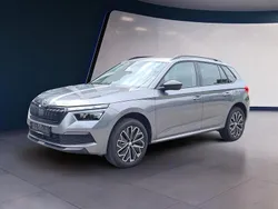 Graphitegrau metallic Gebraucht 2024 Skoda Kamiq Style SUV | 20.990 € (Fairer Preis)