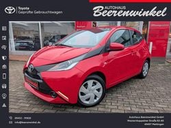 Vulcanorot Gebraucht 2015 Toyota Aygo Business Edition Kleinwagen | 7.890 € (Fairer Preis)