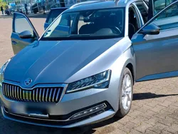 Grau Gebraucht 2020 Skoda Superb Style Kombi | 21.900 € (Etwas zu teuer)