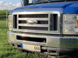 Blau Gebraucht 2014 Ford Econoline Van | 10.666 €