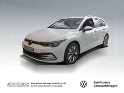 Weiß Gebraucht 2025 VW Golf VIII Move Kombi | 25.999 € (Guter Preis)