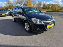 Schwarz Gebraucht 2009 Opel Astra Edition Kombi | 2.975 € (Fairer Preis)