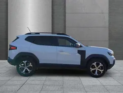 Artkisweiß Neu 2025 Dacia Duster Journey SUV | 28.490 € (Fairer Preis)