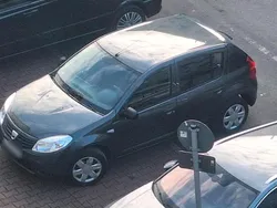 Andere außenfarben Gebraucht 2009 Dacia Sandero Kleinwagen | 1.499 € (Guter Preis)