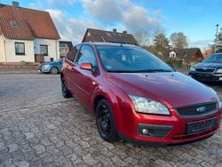 Orange Gebraucht 2006 Ford Focus Limousine | 1.000 € (Superpreis)