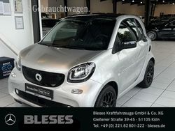 Bodypanels in cool silver () Gebraucht 2018 Smart ForTwo Coupé Kleinwagen | 14.680 € (Fairer Preis)