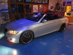 Silber Gebraucht 2011 BMW 335 Cabriolet Exclusive Cabrio | 24.850 € (Teuer)