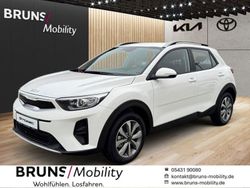 Weiss Gebraucht 2024 Kia Stonic Vision SUV | 20.990 € (Etwas zu teuer)