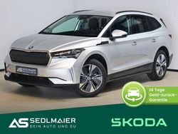 Brilliantsilber Gebraucht 2024 Skoda Enyaq iV Loft SUV | 34.450 € (Fairer Preis)