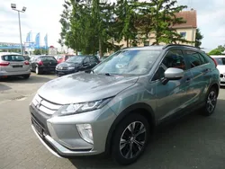 Grau Gebraucht 2020 Mitsubishi Eclipse Cross Active SUV | 18.999 € (Fairer Preis)