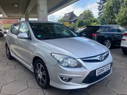 Silber Gebraucht 2012 Hyundai i30 Classic Limousine | 6.200 € (Guter Preis)