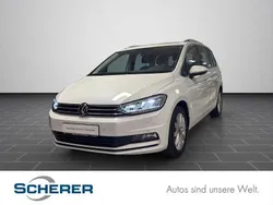 Oryxwhite perlmutteffekt (metallic) Gebraucht 2022 VW Touran Highline Van / Kleinbus | 30.900 € (Fairer Preis)