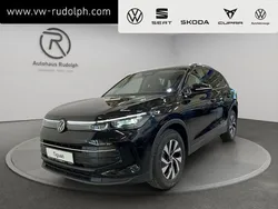Grenadillschwarz metallic Neu 2024 VW Tiguan Life SUV | 39.880 € (Guter Preis)